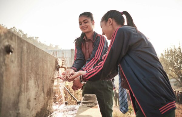 VcA Nepal Schülerinnen